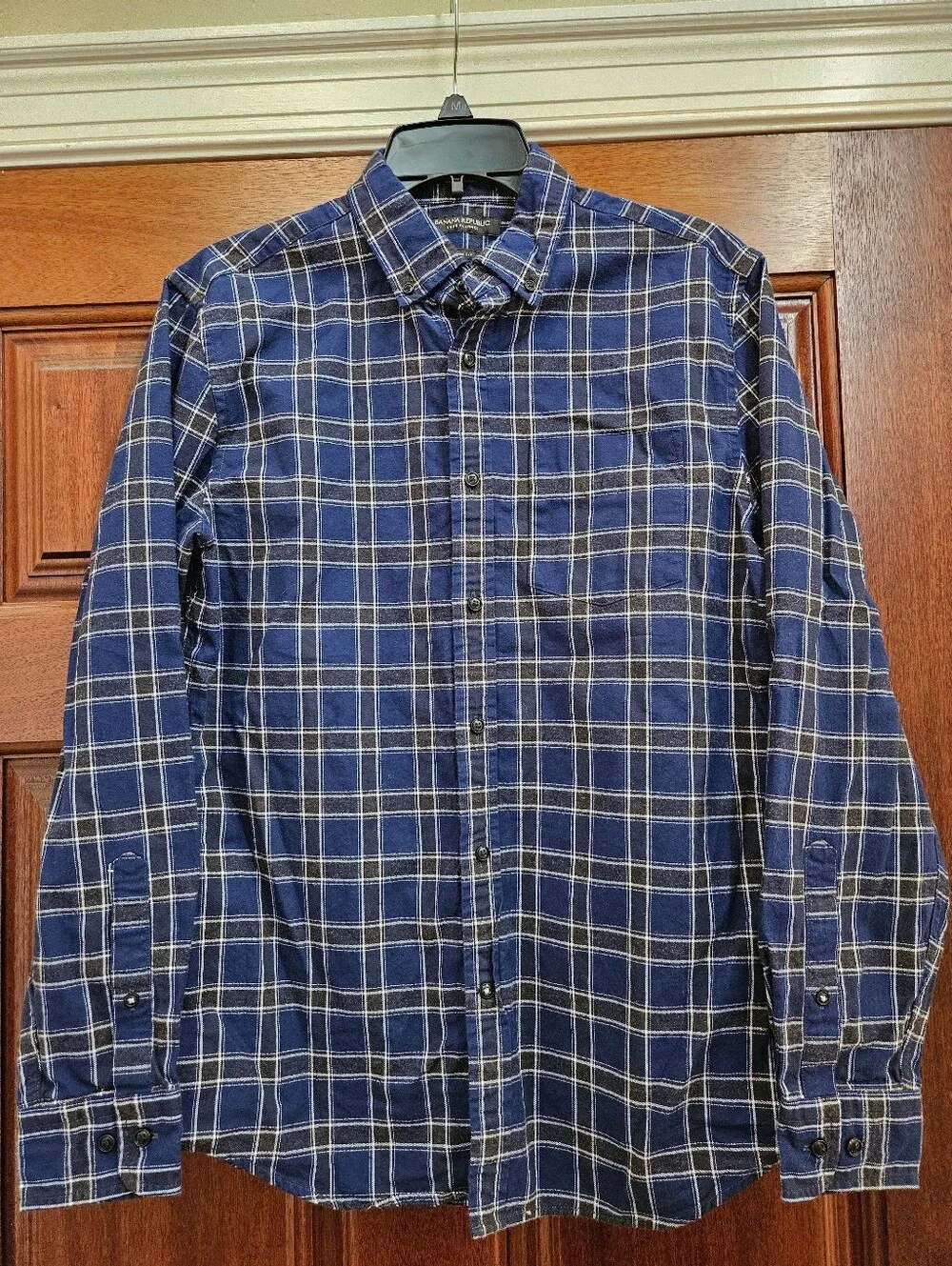 Banana Republic Blue Plaid Button-Down Shirt - Size M